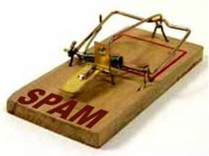 bay thu rac 300x225 Spam trap đến từ đâu? Tại sao Email của bạn lại vào SPAM?